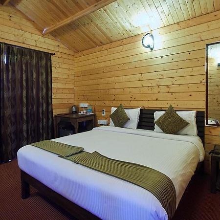 Tiara Fiesta Beach Cottages Morjim Esterno foto